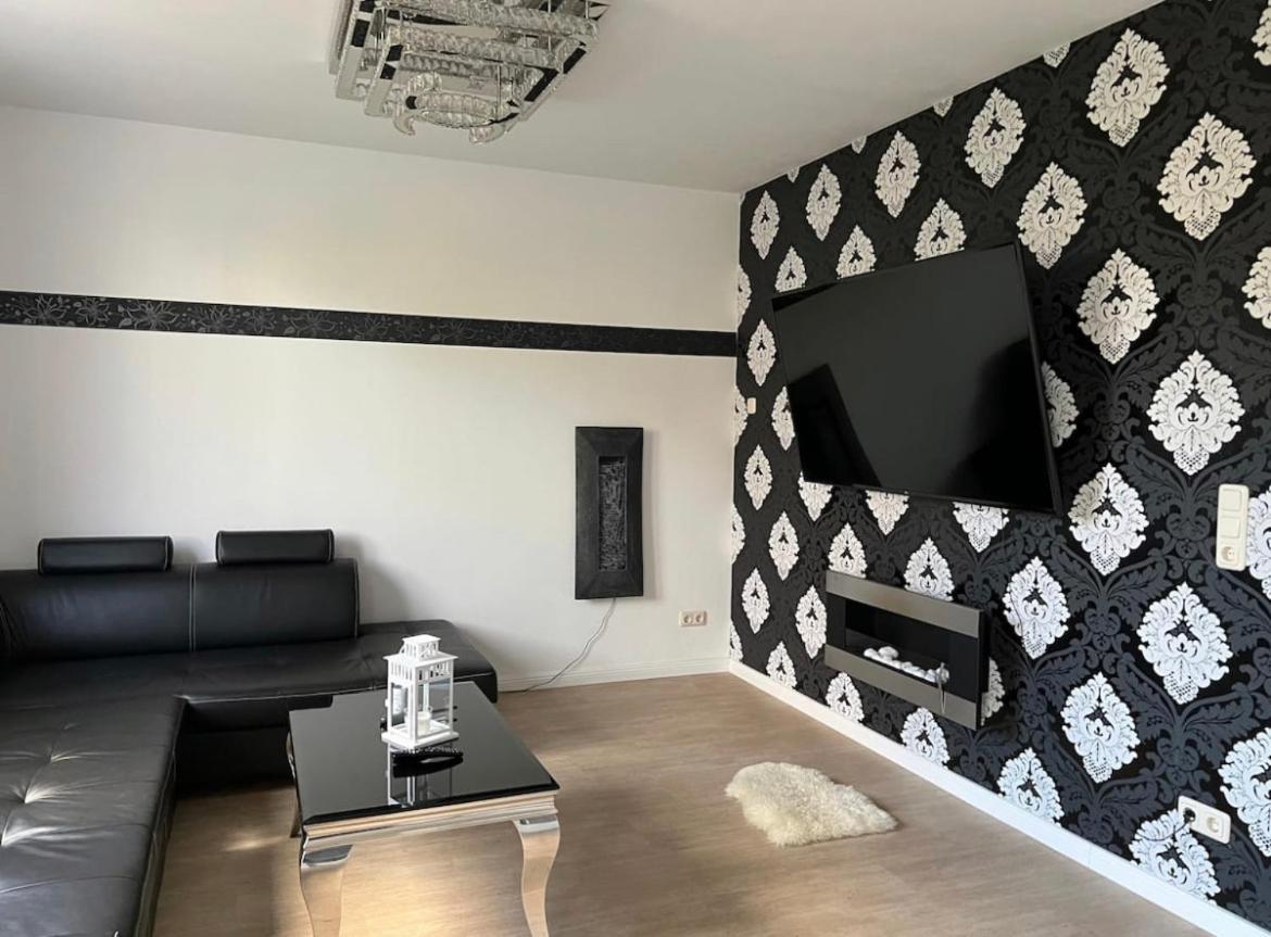 Haushalfte Mit Garten, Kamin, Grill & Whirlpool Nahe Ber Holiday home Berlin